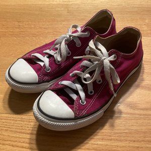 Converse Magenta Sneakers